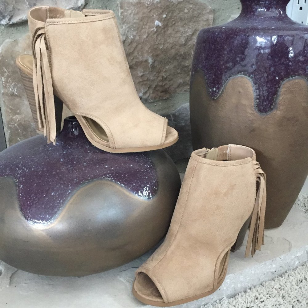 Tan Wedge Peep Toe Sandals w/ Tassles